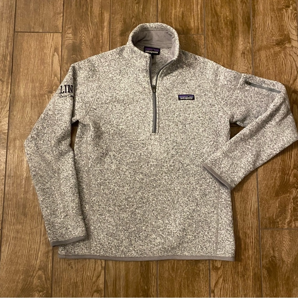 Patagonia Medium women’s half zip fleece worn once